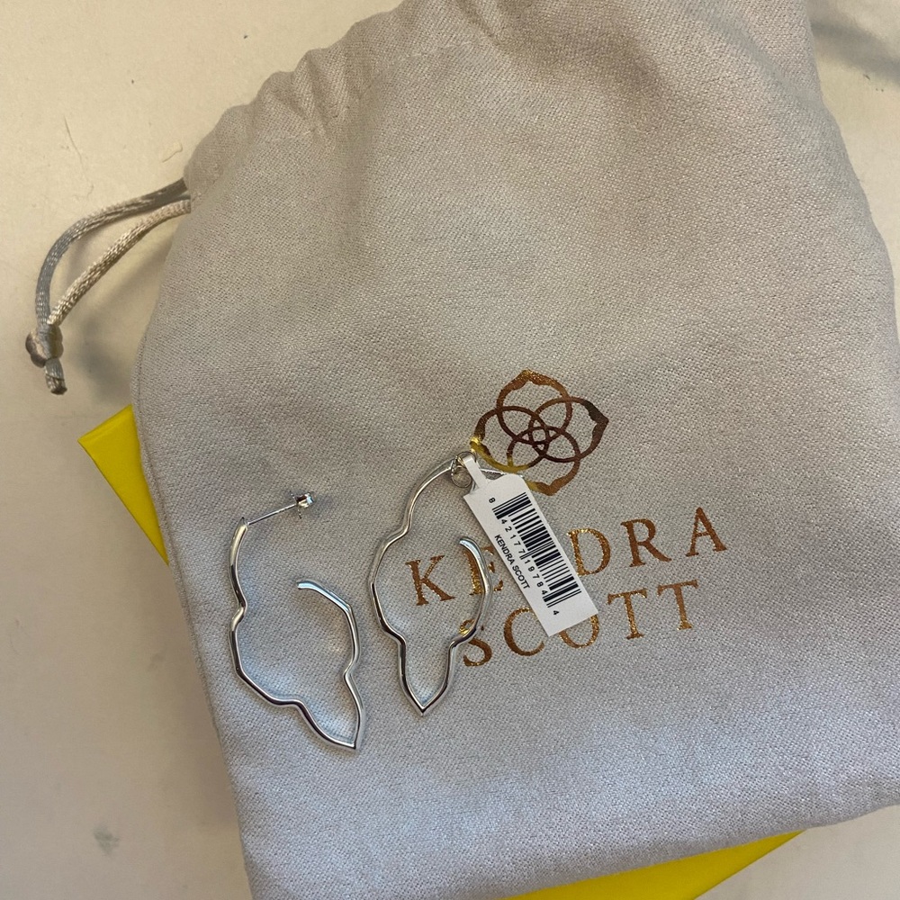 Kendra Scott Darla hoop earrings Silver